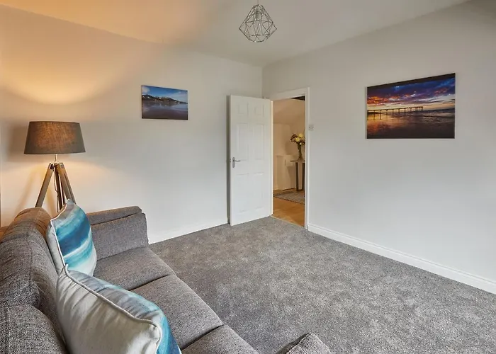 Host & Stay - Emerald Hideaway